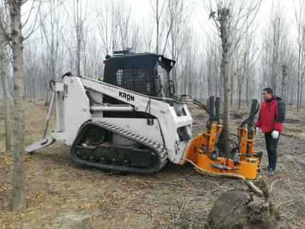 Навантажувач з бортовим поворотом TS25