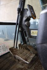 Гусеничний екскаватор JCB JS 130LC