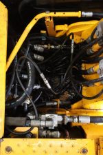 Гусеничний екскаватор JCB JS 130LC