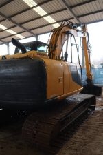 Гусеничний екскаватор JCB JS 130LC