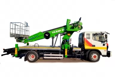 Автогідропідіймач COMET 19-2-14 HQ на шасі DONGFENG CA9B