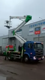 Автовишка STC на базі COMET