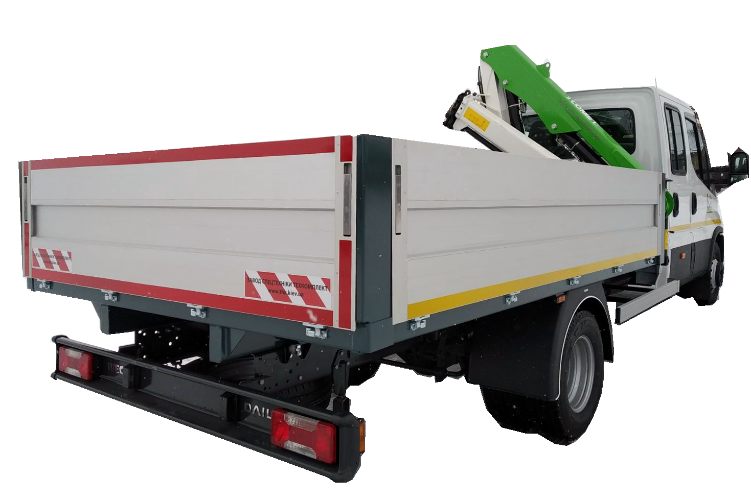 Бортовий автомобіль UAC з КМУ HC150 на SITRAK C7H 440