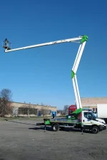 Автогідропідіймач COMET 28 | 2 | 14 HQ на IVECO Daily