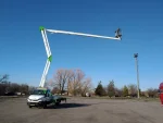 Автогідропідіймач COMET 28 | 2 | 14 HQ на IVECO Daily
