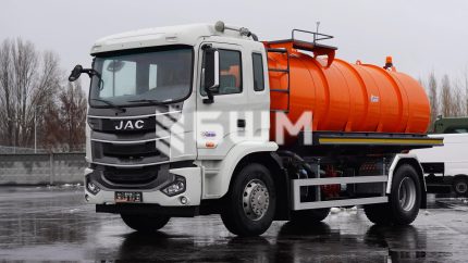 Вакуумна (асенізаційна) машина КО-503В-28 на базі JAC N200