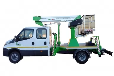 Автогідропідіймач COMET 14 | 2 | 6 HQ JIB на IVECO Daily 35C14D