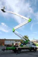 Автогідропідіймач COMET 26 | 2 | 13 HQ JIB на IVECO Daily 70C17