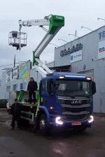 Автовишка STC на базі COMET