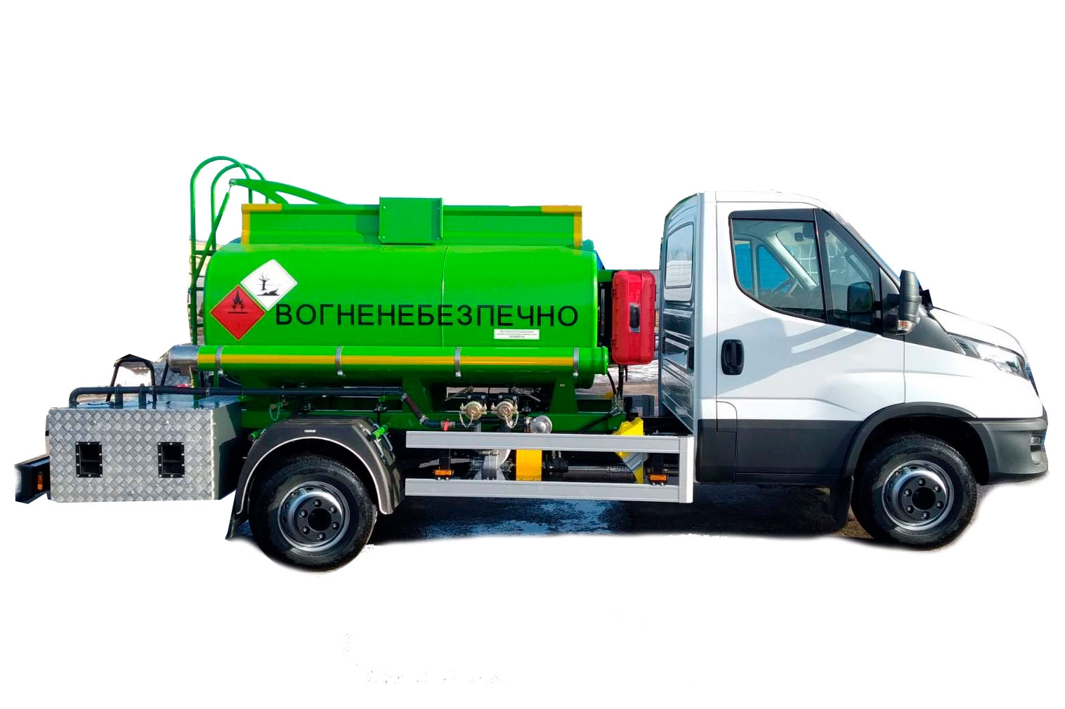 Автопаливозаправник УАК-АПЗ-8 на JAC N120