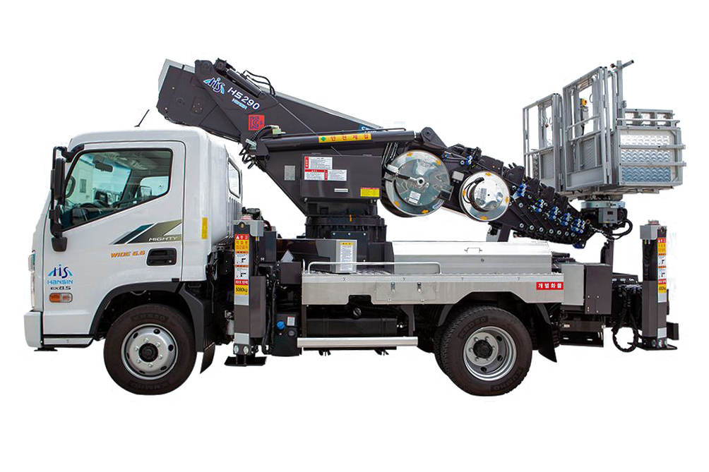 Бортовий автомобіль УАК PM 11