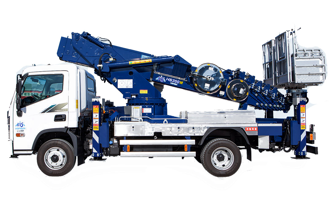 Бортовий автомобіль УАК PM 11